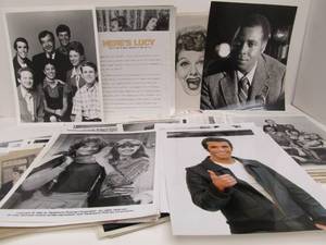 lot 18 image: LARGE Lot of Vintage Hollywood Promotional Photos & Memorabilia