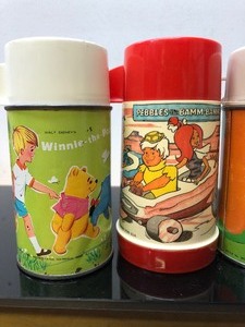 lot 370 image: Lot of 5 Vintage Lunchbox Thermoses #10