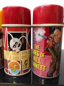 lot 372 image: Lot of 5 Vintage Lunchbox Thermoses #12