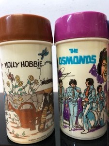 lot 379 image: Lot of 5 Vintage Lunchbox Thermoses #19