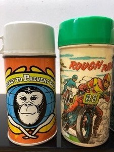 lot 381 image: Lot of 5 Vintage Lunchbox Thermoses #21