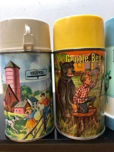 lot 383 image: Lot of 5 Vintage Lunchbox Thermoses #23