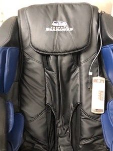 lot 4 image: BEST MASSAGE Model BM-E190 FULL BODY Luxury Massage Chair - NFL Version - Seattle Seahawks