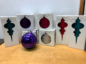 lot 89 image: Lot of 7 HUGE Mercury Glass Ornaments - Mint in Box