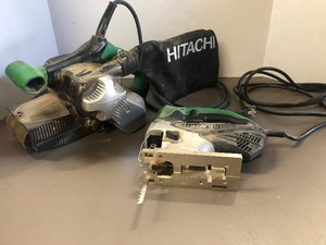 lot 441 image: 2 Working HITACHI Power Sander & Jig Saw