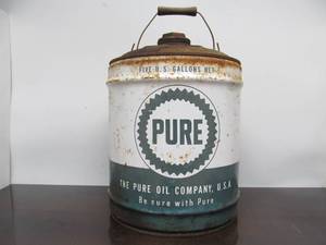 lot 455 image: 2 Old Vintage 1950s era 5 Gallon Motor Oil Advertising Cans