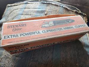 lot 39 image: Stewart Animal Clipper Set