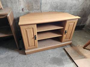 lot 44 image: Wooden Entertainment Center