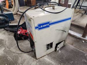 lot 28 image: L.B. White 60000-BTU Propane Heater