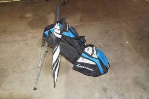 lot 40 image: Taylor Made Golf Stand Bag and Umbrella