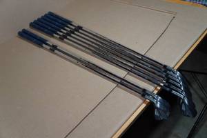 lot 44 image: Taylor Made Speed Blade Left Handed Iron Set - 4-9  P,S Wedges