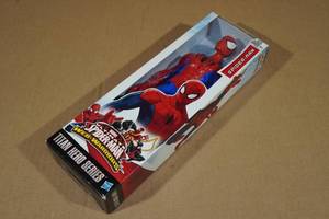 lot 67 image: Marvel Ultimare Spider-Man Web-Warriors Action Figure
