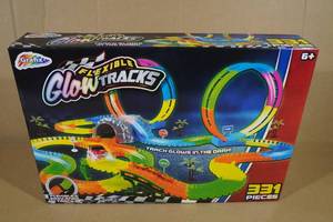 lot 76 image: Granfix Flexible Glow Tracks