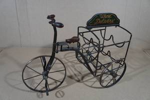 lot 77 image: Metal Wine Delivery Bicycle Decorative Wine Rack