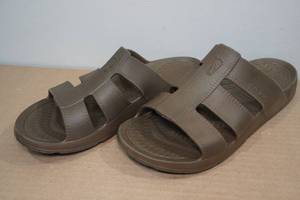 lot 193 image: Nuusole Mens Stanley Rubber Slides -Size 11