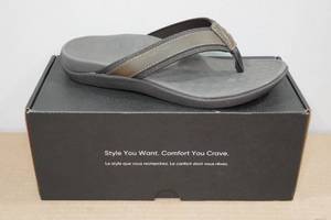 lot 195 image: Vionic Mens Tide Sandals -Size 8