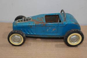 lot 258 image: 1950s Nylint Pressed Steel Roadster Hot Rod