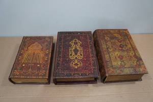 lot 271 image: 3 Faux Book Secret Storage Boxes