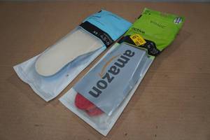 lot 281 image: 2 Vionic Insoles -XS
