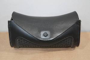 lot 300 image: Harley Davidson Softail Deluxe Windshield Bag
