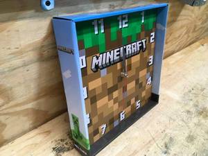 lot 58 image: Minecraft Wall Clock