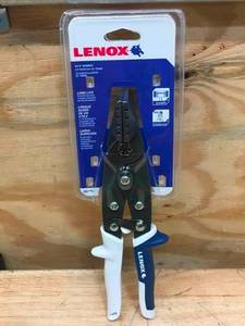 lot 65 image: LENOX 3 Seamer Model # 22210H
