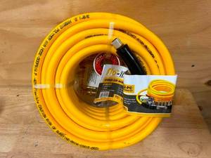 lot 70 image: FLO-LITE 50 Rubber Air Hose Kit (07132412)