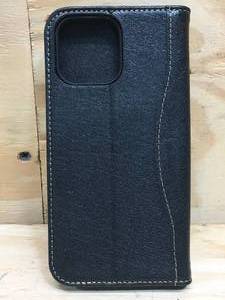 lot 106 image: Fierre Shann Phone Case