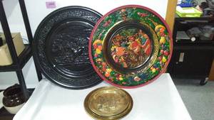 lot 125 image: Decorative Metal Wall Hanging Plates