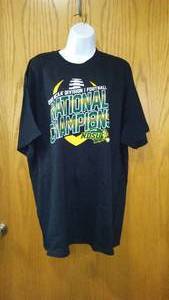 lot 23 image: NDSU National Champion T-shirt.