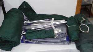 lot 30 image: Cabelas 4 person Tent.