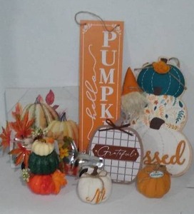 lot 67 image: New Fall Dcor.