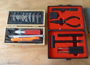 lot 65 image: exacto knife set and small tool set
