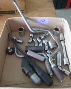 lot 67 image: Box of sockets, and speed wrenches