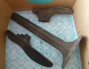 lot 88 image: Vintage boot shoe repair
