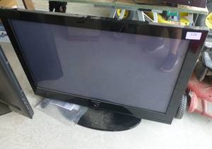 lot 116 image: Samsung 42 inch flat screen tv in working condition