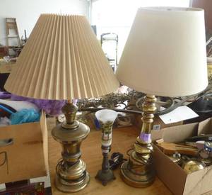 lot 130 image: Three lamps