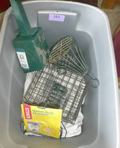 lot 161 image: Bird suet feeders, corn cob holder, seed bell hanger, scoop