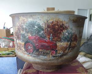 lot 163 image: Painted screener from a cream separator, and a plant pot
