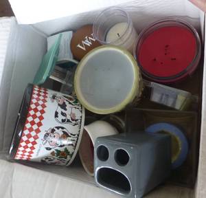 lot 165 image: Box full of candles and a warmer for pot pourrie, plus a desk clock and a decorative pot and metal birds