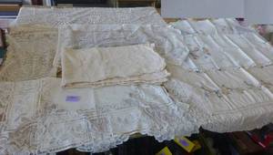 lot 202 image: This lot has 3 table cloths and large dresser scarves