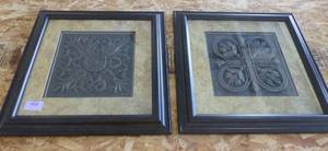 lot 209 image: Two pieces of wall dcor 22x22