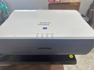 lot 38 image: Sony VPL-PX40 LCD Projector
