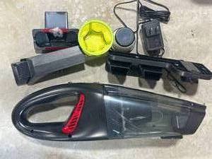 lot 39 image: Handheld Vacuum