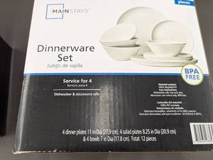 lot 32 image: MN 2 - Parini 2 Qt. Flameproof Casserole & Mainstays 12-Piece Dinnerware Set