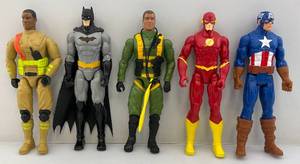 lot 82 image: Misc. A12 Action Figures