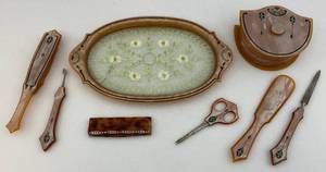 lot 81 image: 1920s Art Deco, Pink Celluliod, 7 Pc. Vanity Set