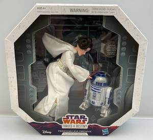 lot 115 image: Hasbro Disney STAR WARS Forces Of Destiny Princess Leia & R2D2 Platinum Edition (NIB)