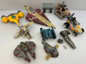 lot 129 image: Misc. STAR WARS Vehicles