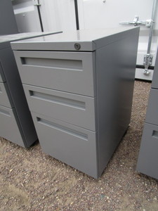 (4) 3 Drawer Cabinets on Wheels 15x22x27